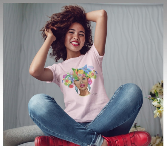Femme plume au collier, Tee-shirt