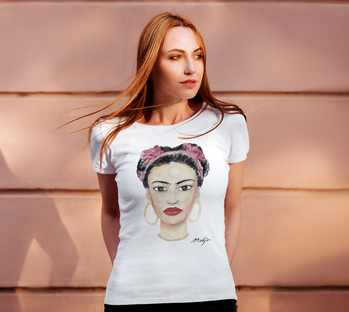 Freeda, Tee-shirt